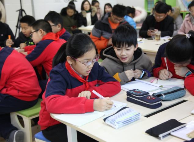 高效个性化的服务为校园办学思路清晰办理精密特征鲜明